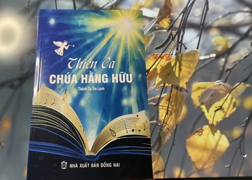 THIÊN CA CHÚA HẰNG HỮU